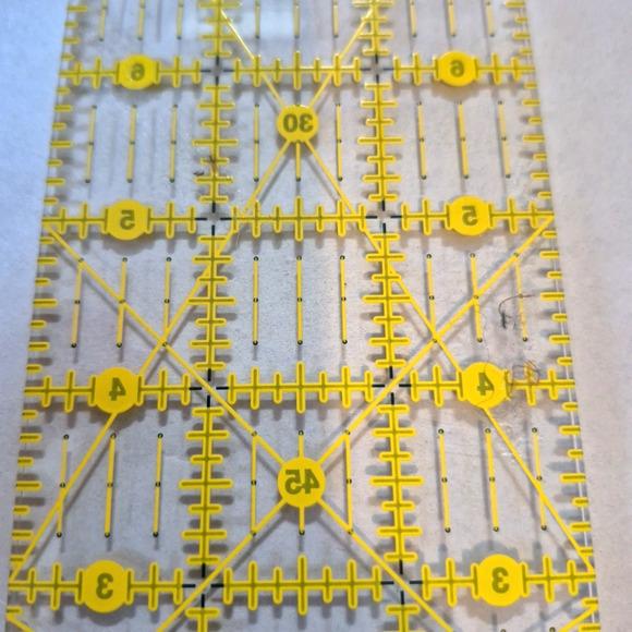 Omnigrid Omnigrip Quilters Non-Slip Ruler 3 x 18 in Made in USA - Picture 5 of 8